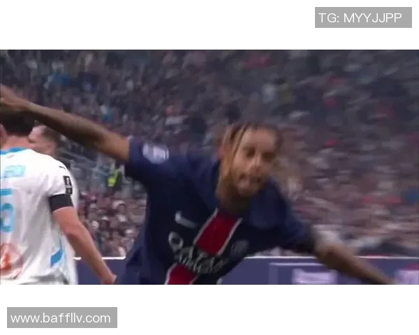 巴尔科拉精彩助攻助力巴黎队夺得重要胜利 巴尔科拉精彩助攻助力巴黎队夺得重要胜利