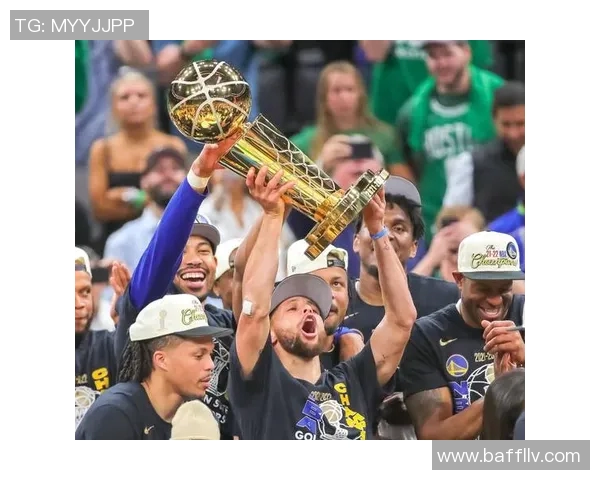 勇士胜太阳锁定西部总决赛席位，勇士王朝再度闪耀